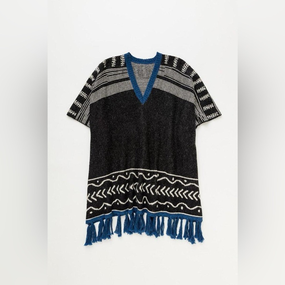 LEMLEM Dilla Poncho in Charcoal Blue Black One Size Baby Alpaca Wool Sold Out